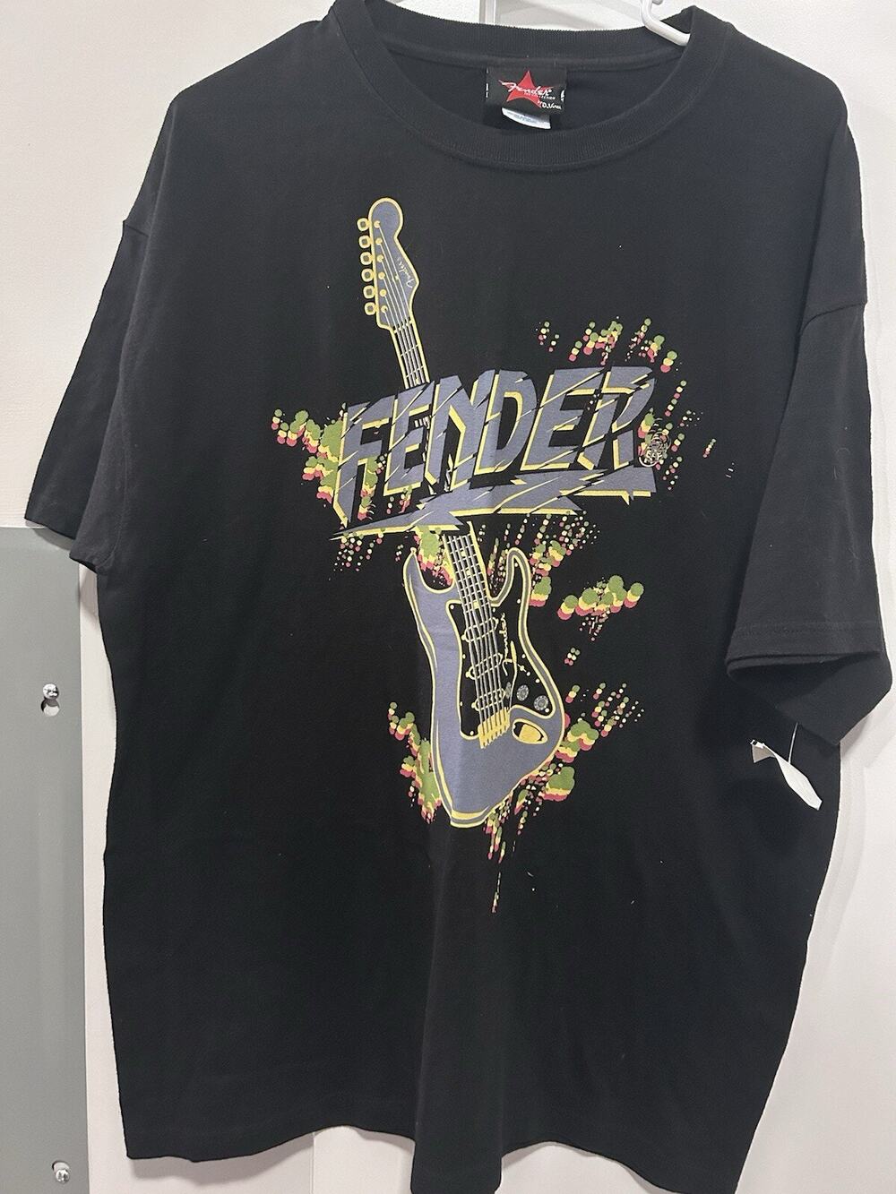 Fender Men’s Large Tshirt